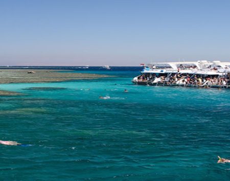 Snorkeling langa Insula Tiran din Sharm el Sheikh