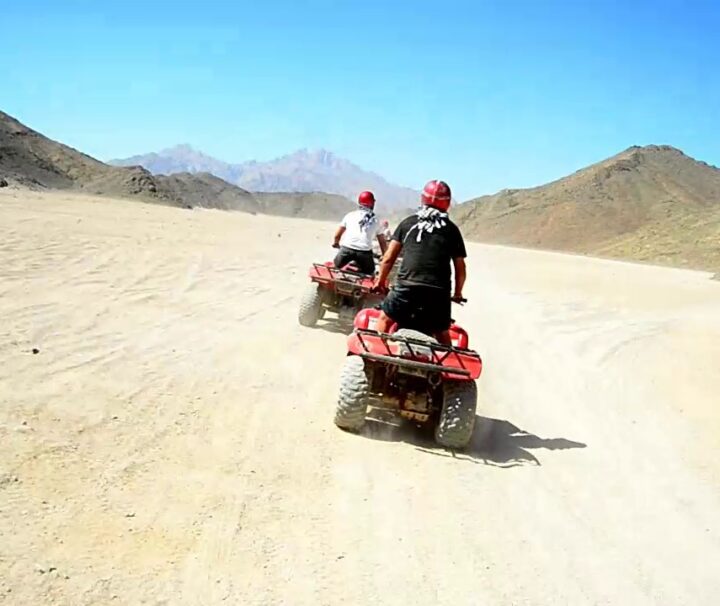 Private Quad Safari am Morgen von Hurghada