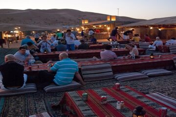 Safari en quad avec spectacle et dîner