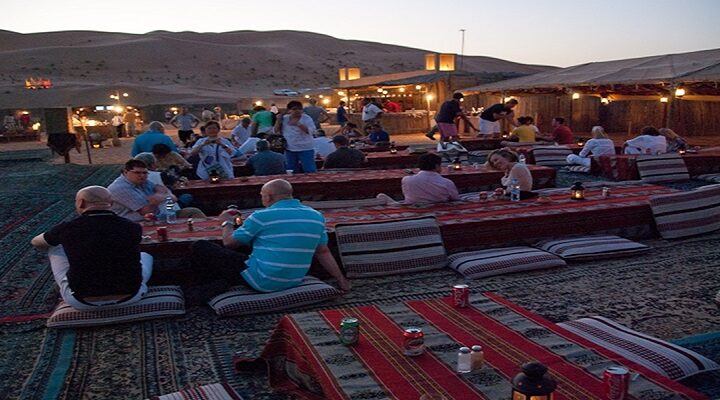 Safari en quad avec spectacle et dîner