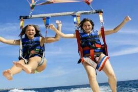 Escursione in volo con parasailing a Hurghada