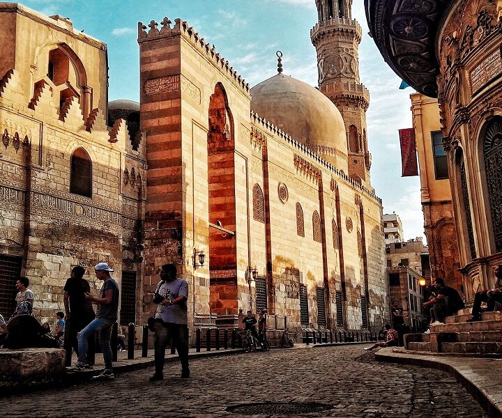 2 Day Cairo Tour from Hurghada with islamic cairo and pyramides