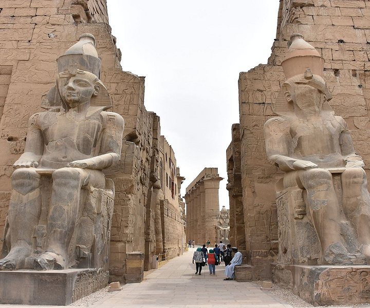 Private Trip to Luxor with visit to queen's valley and luxor temple